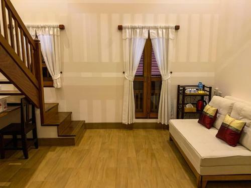 Hostal Riverside Guesthouse Luangprabang