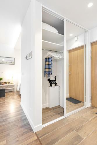 Cosy White Scandinavian Apartment By Houseys