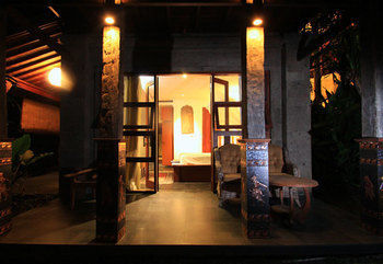 Villa Arya