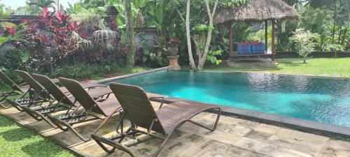 Hostal Rumah Sungai Villa
