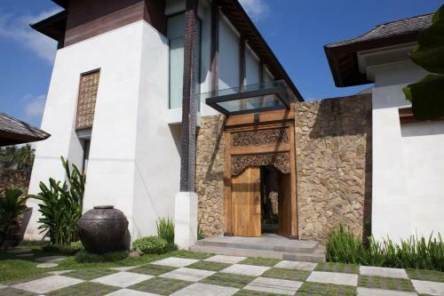 Hostal Swarapadi Villa