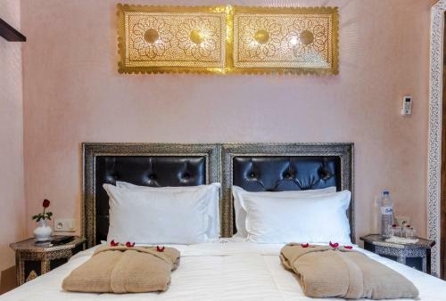 Hostal Riad Medina Art Suite & Heated Pool