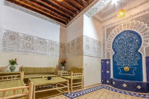 Hostal Riad Medina Art Suite & Heated Pool