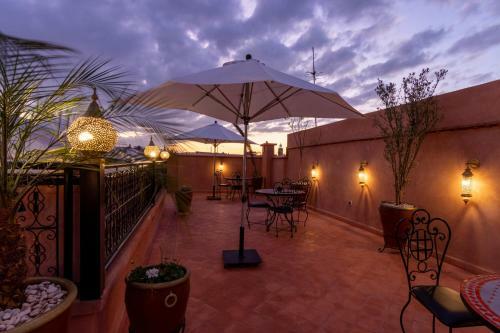 Hostal Riad Medina Art Suite & Heated Pool