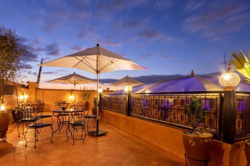 Hostal Riad Medina Art Suite & Heated Pool