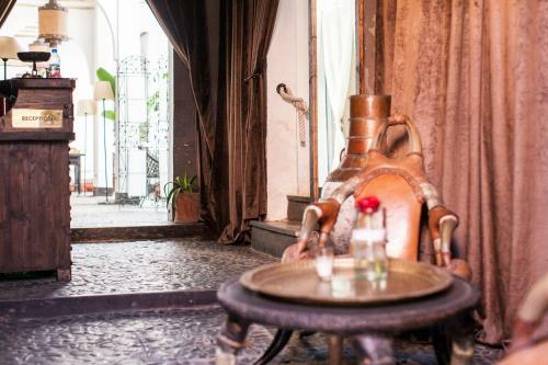 Hostal Room In Bb - Suite Zouina In Luxurious Riad - Marrakech