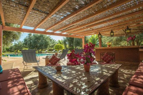 Villa Les Oliviers - A Setting Of Tranquility