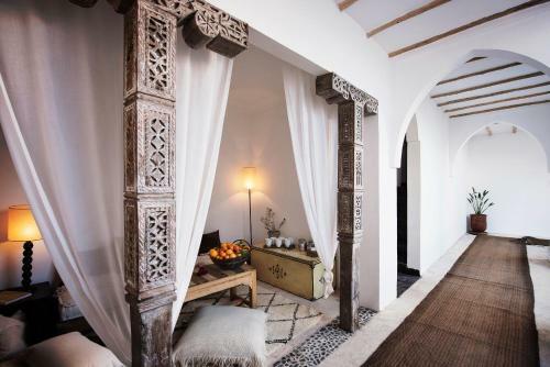 Hostal Room In Bb - Suite Atlas In Luxurious Riad - Marrakech