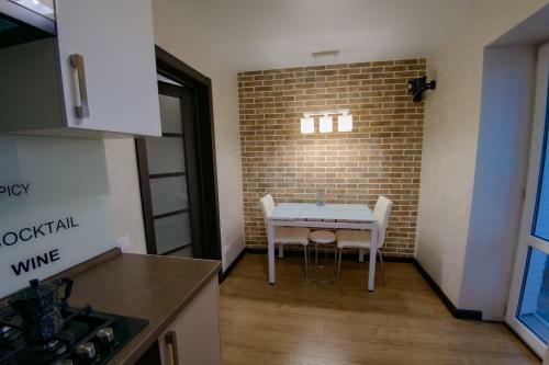 Bodoni Ultracentral Apartment