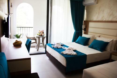 Pearl Beach Hotel & Resort