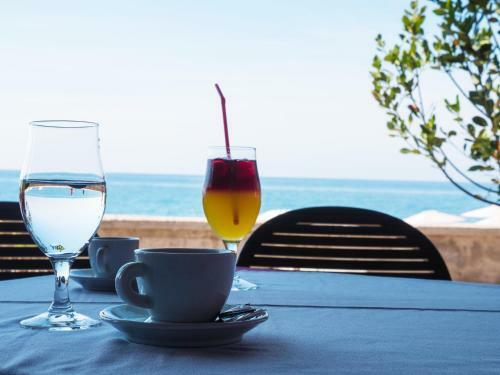 Pearl Beach Hotel & Resort