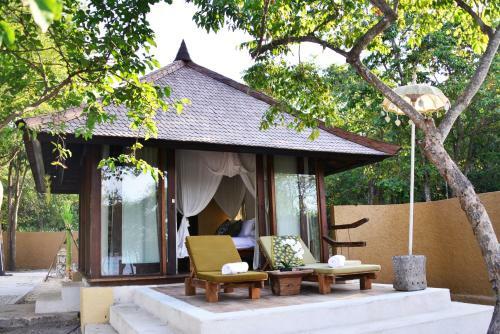 Hotel Shorea Beach Resort