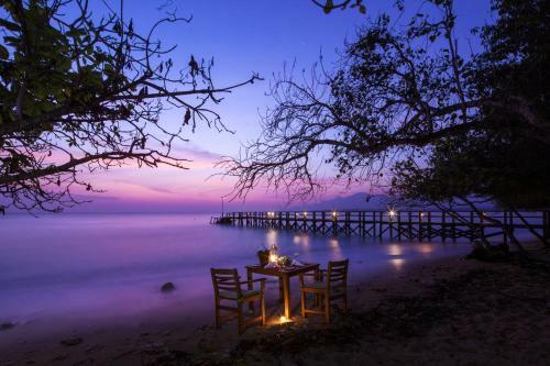 Hotel Shorea Beach Resort