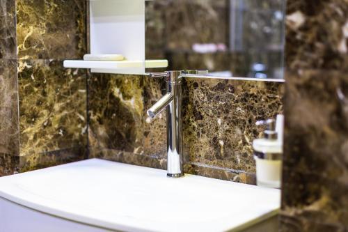 Luxury Montesun Apartments
