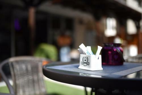 Villa Nina Hotel & Lounge Bar