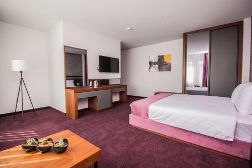 Hotel Bograd - Apartments & Lounge Station