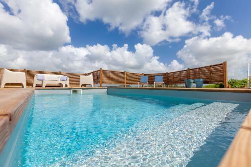 Seacove & Seaside Villas, Class�es 4 �toiles