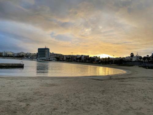 Sunrise Apartment Near The Beach In Malta