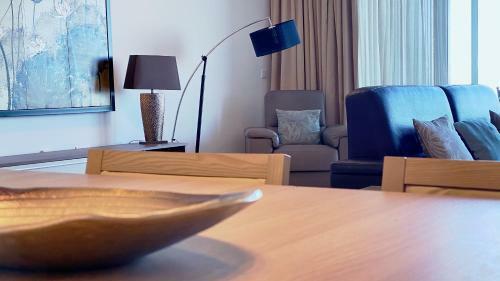 Quisisana Apartments - Cast Renting