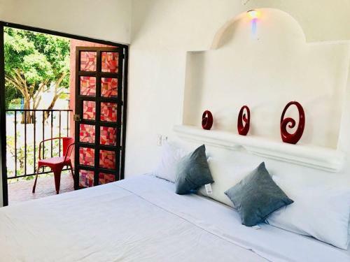 Bugambilias -private Balcony Room 10 Min In Beach!