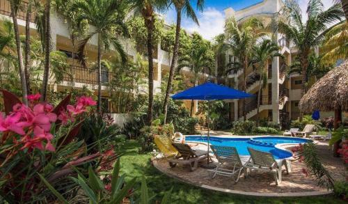 Nice Apart In Center With Pool