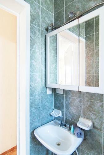 Apartamento Lovely Beachfront Condo In Playa - Steps To 5th Ave!