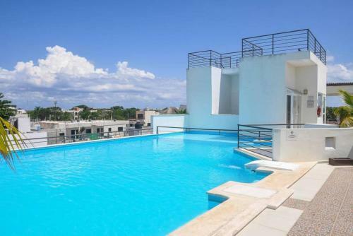 Prime Condo In Playa - Rooftop Pool, Walk To Beach!
