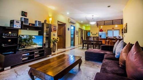 Apartamento Paseo Del Sol Coral B 107 Condo