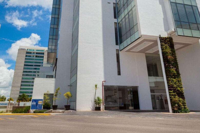 Hotel Wyndham Puebla Angelopolis
