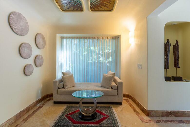 Ocean Frontage Cottage