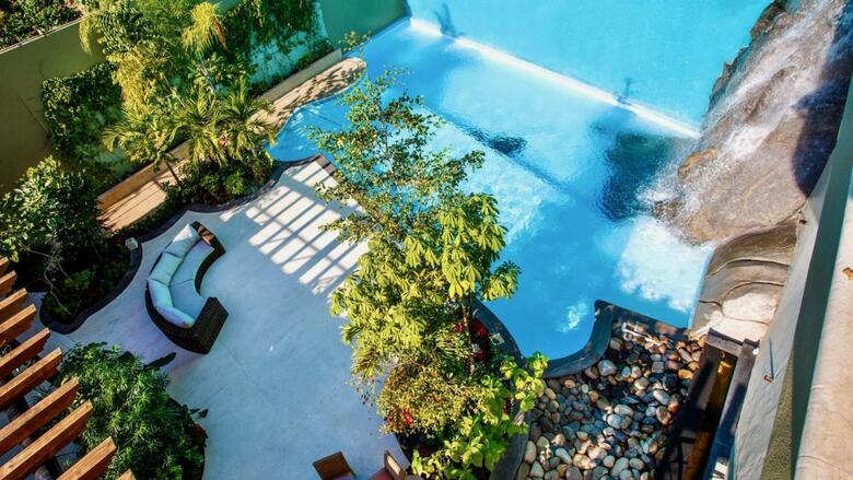 Ocean Frontage Cottage