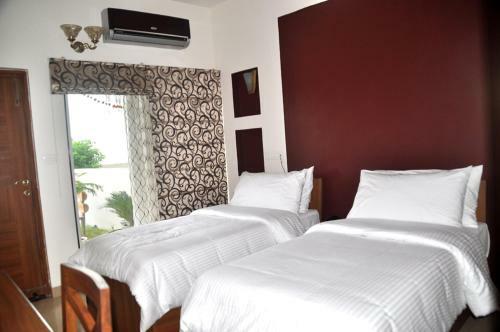 Hotel The Bhopal Grande
