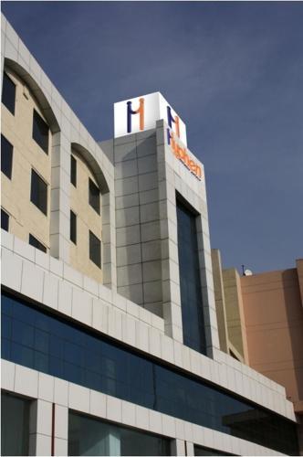 Hotel Hyphen Grand Haridwar