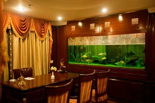 Hotel Country Inn & Suites By Carlson Haridwar