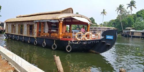 Bed & Breakfast Nova Holidays Homestay