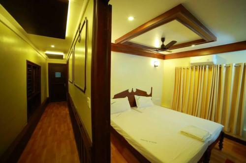 Hotel Cosy Houseboats