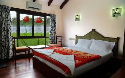 Hotel Cosy Houseboats