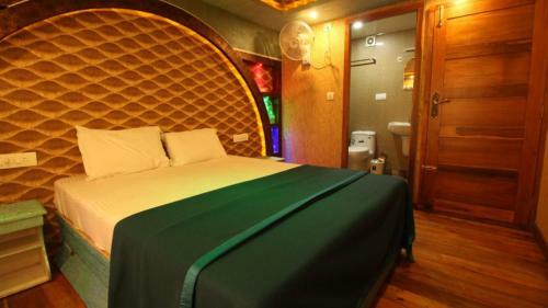 Hotel Cosy Houseboats