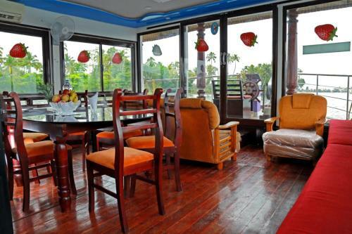 Kerala House Boats