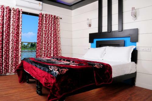 Vaishnav Tours