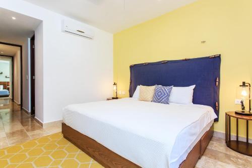 Explore Tulum Area By Bike! Colourful Condo W/pool