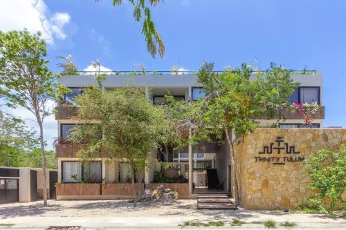 Spacious Swim Up Condo As 2 Bd 2 Pools Close To Beach 101