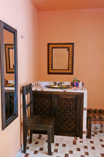 Camino Mexicano Hotel & Resort