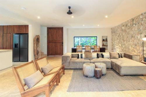 Luxury Boho-chic Villa In Holistika Tulum