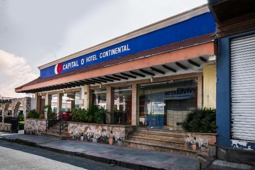 Hotel Capital O Continental II