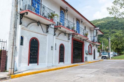 Hotel Isis