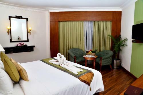 Gokulam Park Hotel & Convention Centre