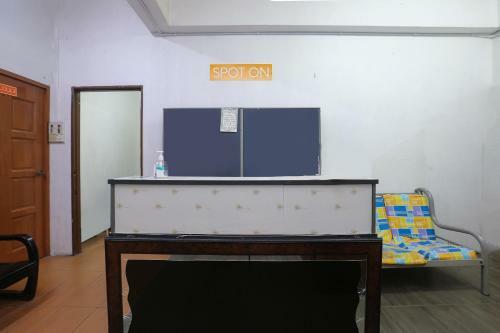 Hotel Spot On 89755 D&d Budget Inn