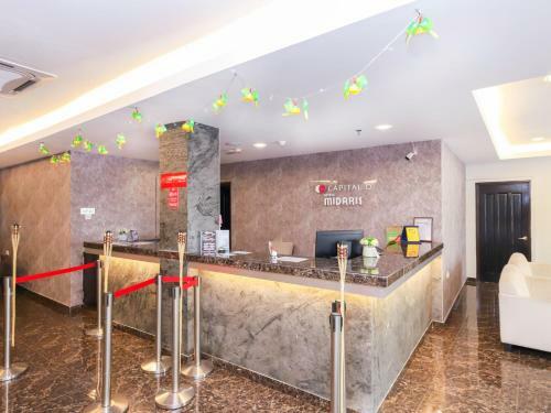 Capital O 978 Midaris Hotel