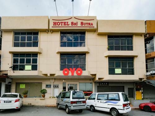 Oyo 89968 Sri Sutra Hotel